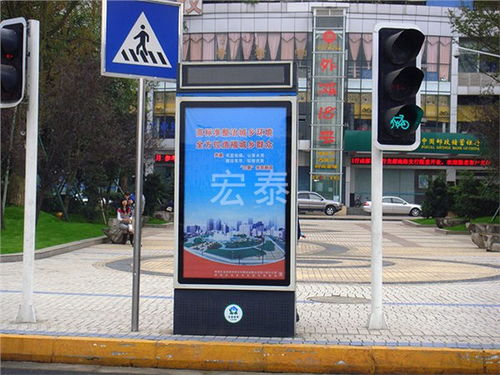 從青羊區宏泰金屬制品廠看滾動廣告燈箱與公交站臺燈箱的流行奧秘